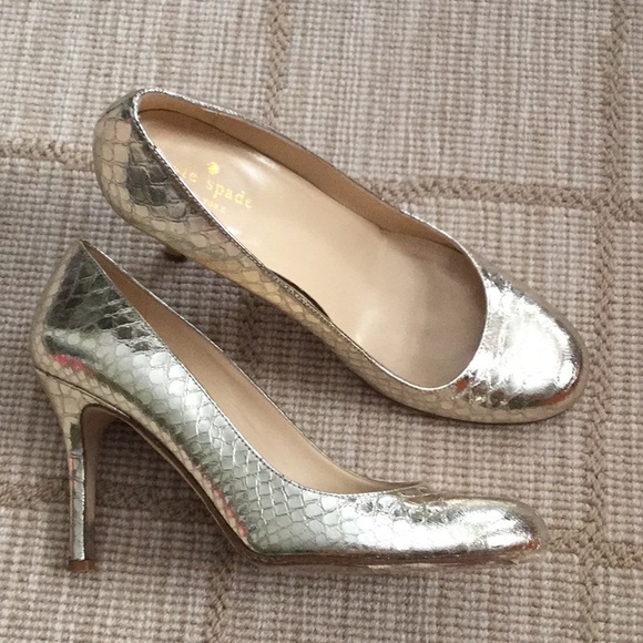 Kate Spade Karolina gold metallic snake pumps - Picture 2 of 4